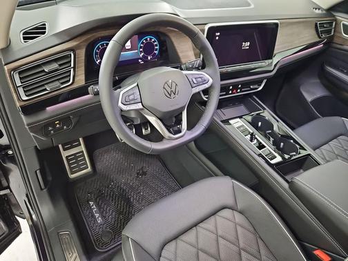 2026 Volkswagen Atlas 2.0T SEL Premium R-Line 4MOTION