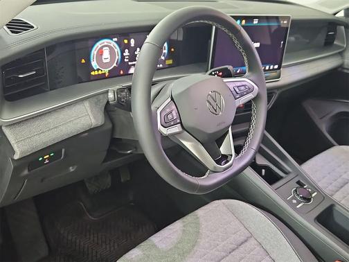 2025 Volkswagen Tiguan 2.0T S 4MOTION