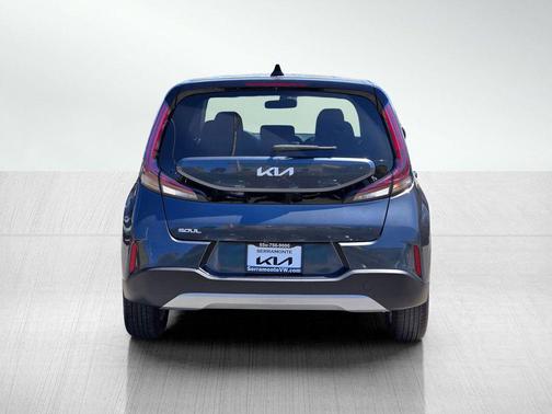 Gravity Gray 2023 Kia Soul LX