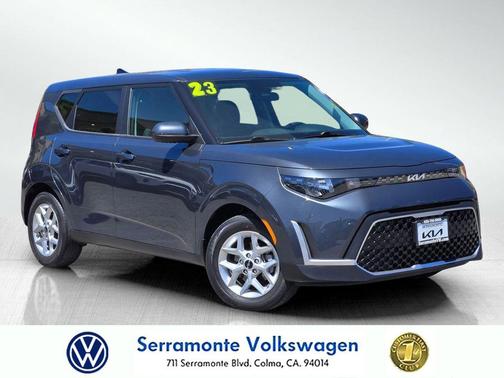 Gravity Gray 2023 Kia Soul LX