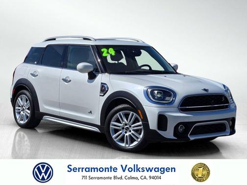 Nanuq White Metallic 2024 MINI Countryman Cooper S ALL4