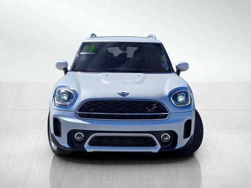 Nanuq White Metallic 2024 MINI Countryman Cooper S ALL4
