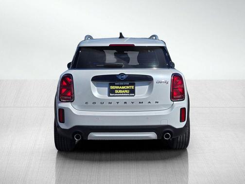 Nanuq White Metallic 2024 MINI Countryman Cooper S ALL4
