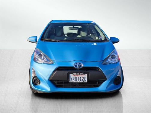 2015 Toyota Prius c Four