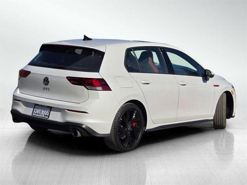 2022 Volkswagen Golf GTI 2.0T SE DSG