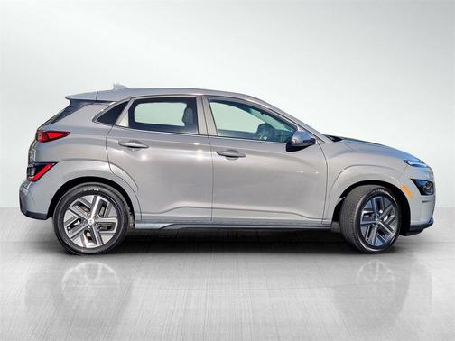 2022 Hyundai KONA EV SEL