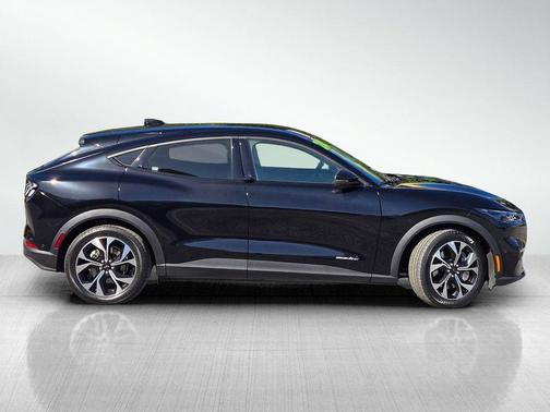 SHADOW BLACK 2024 Ford Mustang Mach-E Select