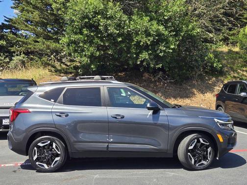 Gravity Gray 2024 Kia Seltos SX Turbo