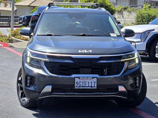 Gravity Gray 2024 Kia Seltos SX Turbo