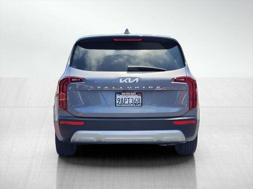 2022 Kia Telluride LX
