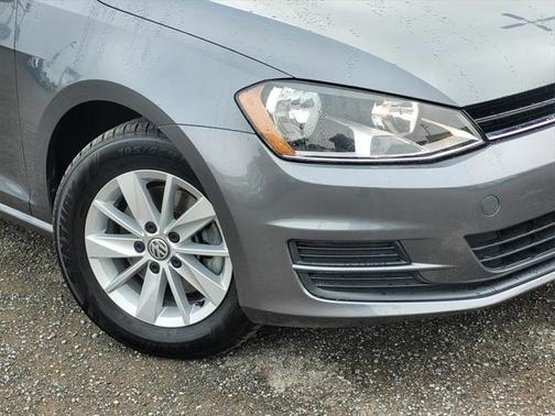 2016 Volkswagen Golf TSI S 4-Door