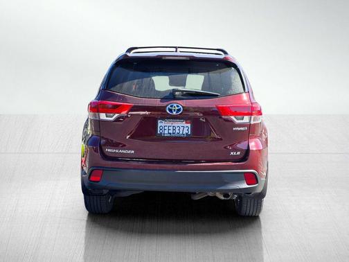 2018 Toyota Highlander Hybrid XLE