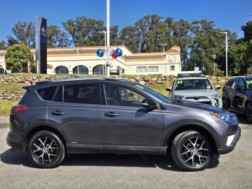 Magnetic Gray Metallic 2018 Toyota RAV4 Hybrid SE