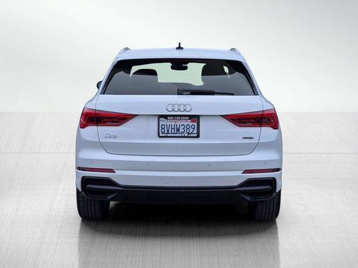 2021 Audi Q3 45 S line Premium