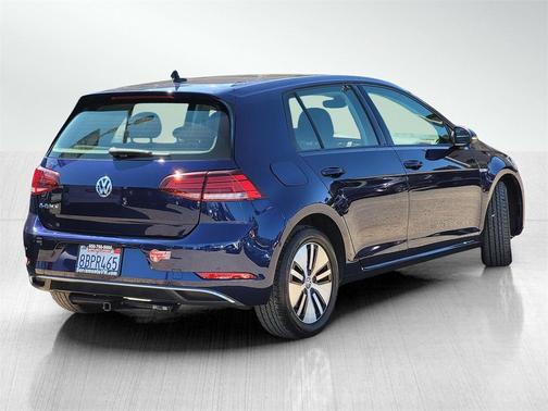 2017 Volkswagen e-Golf SEL Premium