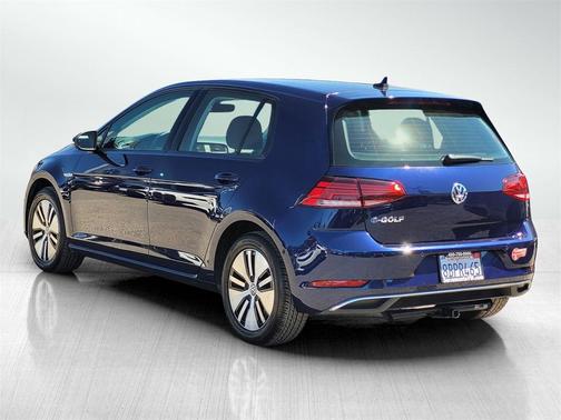 2017 Volkswagen e-Golf SEL Premium