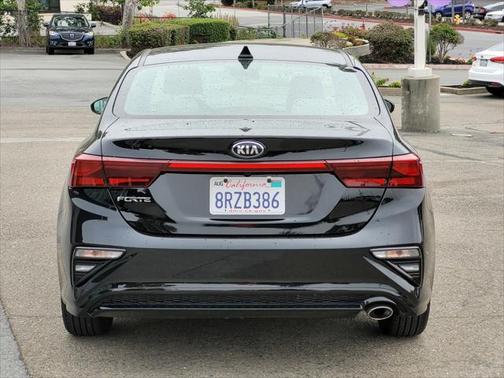 Aurora Black 2020 Kia Forte LXS