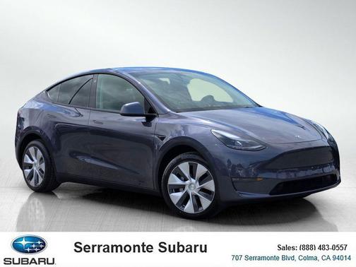 2022 Tesla Model Y Long Range Dual Motor All-Wheel Drive
