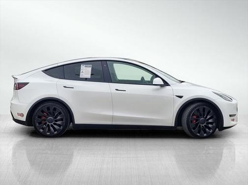2022 Tesla Model Y Performance Dual Motor All-Wheel Drive