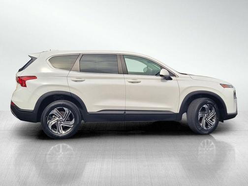 2022 Hyundai SANTA FE SE