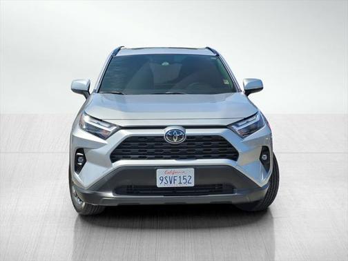 2025 Toyota RAV4 Hybrid XLE Premium