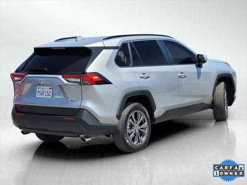 2025 Toyota RAV4 Hybrid XLE Premium
