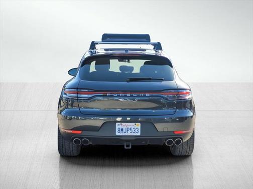 2020 Porsche Macan Base