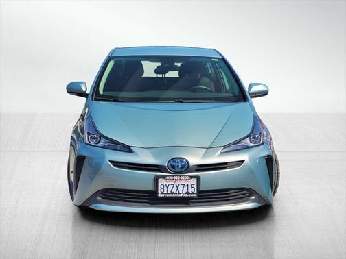2022 Toyota Prius L
