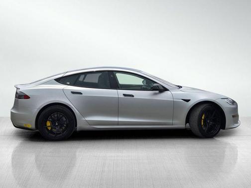 Midnight Silver Metallic 2022 Tesla Model S Plaid