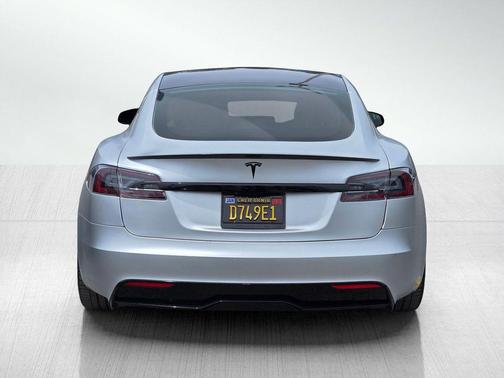 Midnight Silver Metallic 2022 Tesla Model S Plaid