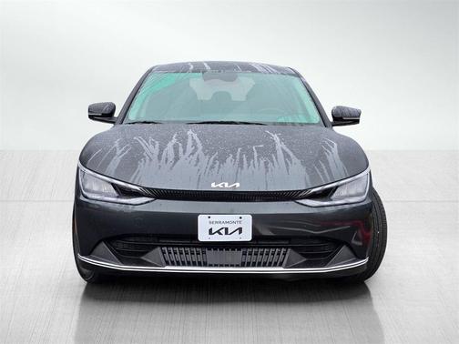2023 Kia EV6 Light