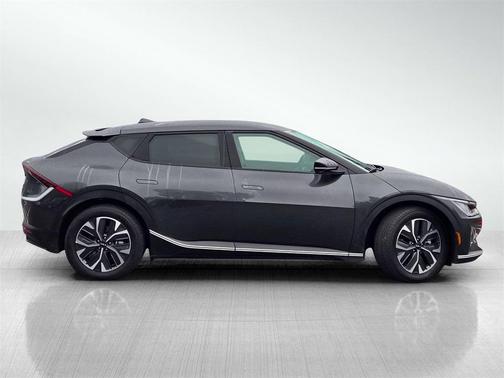 2023 Kia EV6 Light