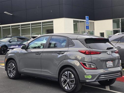 2023 Hyundai KONA EV SE