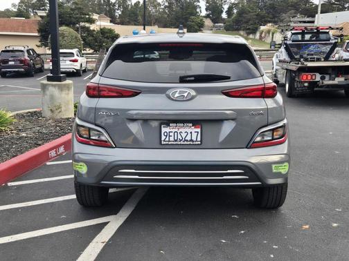 2023 Hyundai KONA EV SE