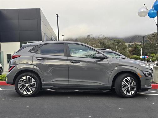 2023 Hyundai KONA EV SE