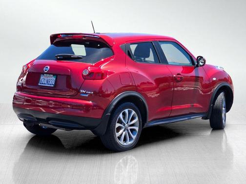 Cayenne Red 2013 Nissan Juke SV