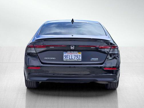 Crystal Black Pearl 2023 Honda Accord Hybrid Sport