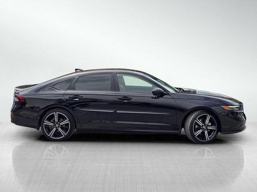 Crystal Black Pearl 2023 Honda Accord Hybrid Sport