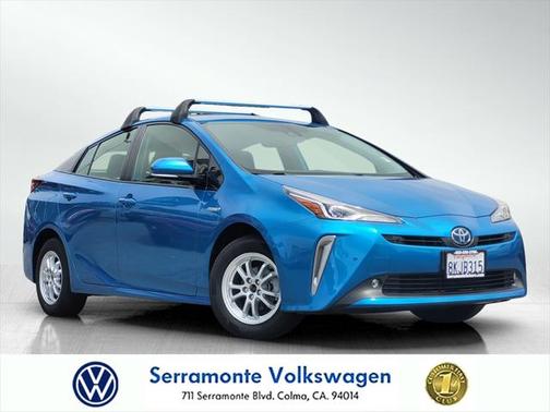 2019 Toyota Prius XLE