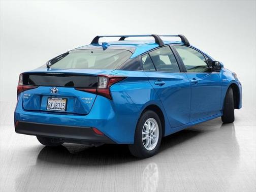 2019 Toyota Prius XLE