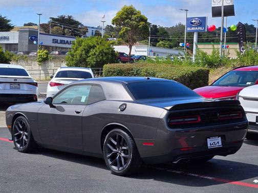 Granite Pearlcoat 2020 Dodge Challenger R/T