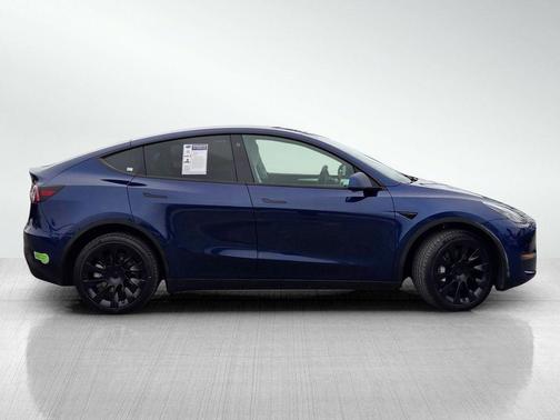 Deep Blue Metallic 2023 Tesla Model Y Long Range Dual Motor All-Wheel Drive