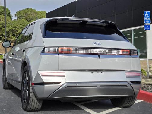 2022 Hyundai IONIQ 5 Limited