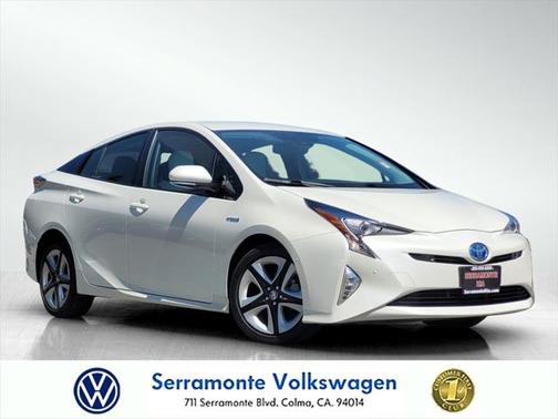 2016 Toyota Prius Four Touring