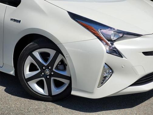 2016 Toyota Prius Four Touring