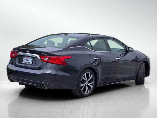 Storm Blue 2017 Nissan Maxima 3.5 Platinum