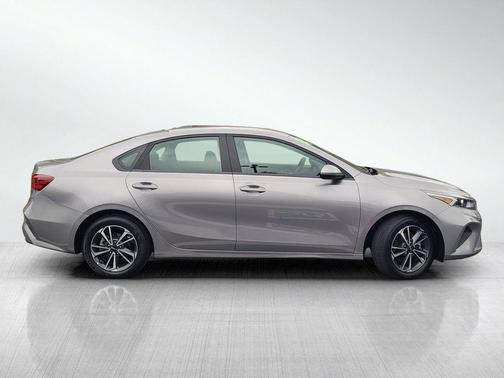 Steel Gray 2024 Kia Forte LXS