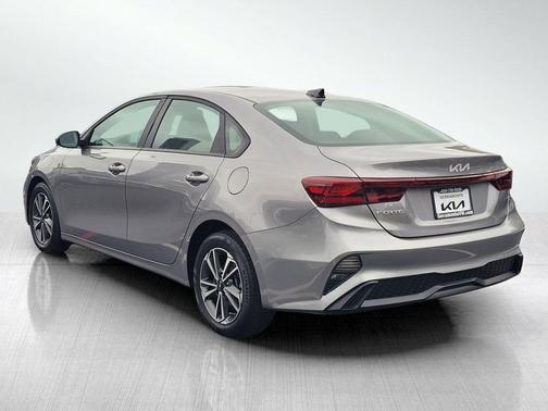 Steel Gray 2024 Kia Forte LXS