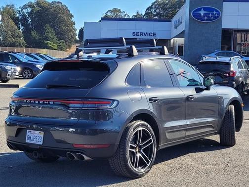 2020 Porsche Macan Base
