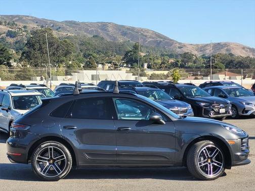 2020 Porsche Macan Base